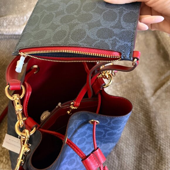 Rowan Bucket Bag In Signature Canvas - Picture 7 of 10